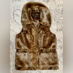 Rachel Zoe RLZ Brown Faux Fur Classy Sophisticated Vest, M excellent condition